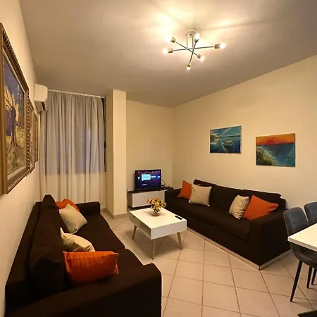 Gm 1 Apartamento Golem (Tirana)
